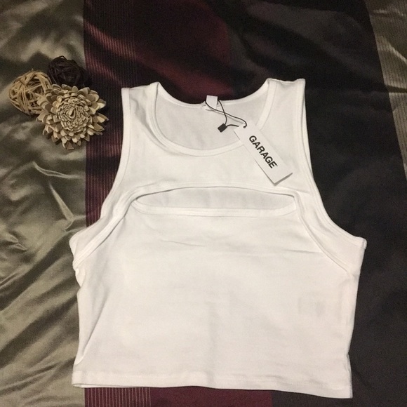 Brand new garage crop too - Picture 1 of 1